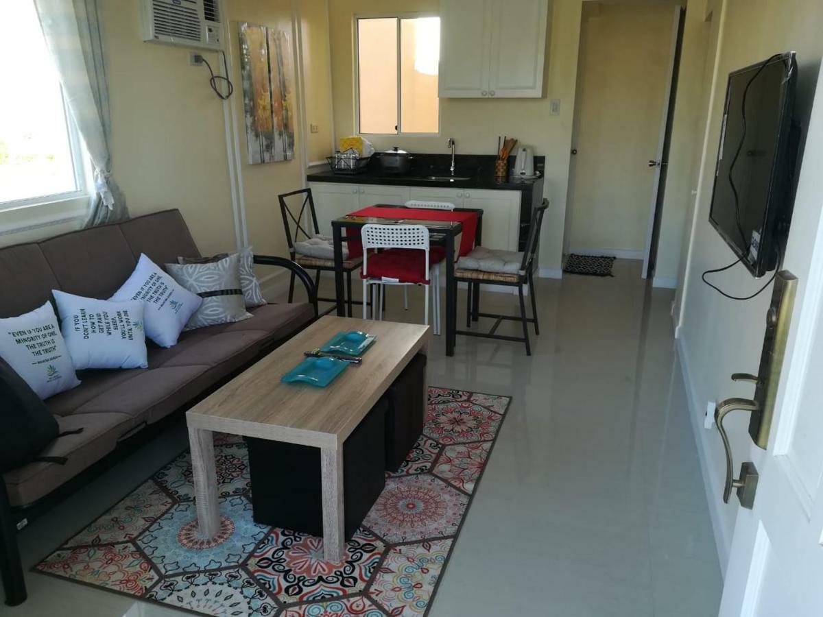 Julzhome Ph Properties By Juliet Africapervaze 圣罗莎 外观 照片